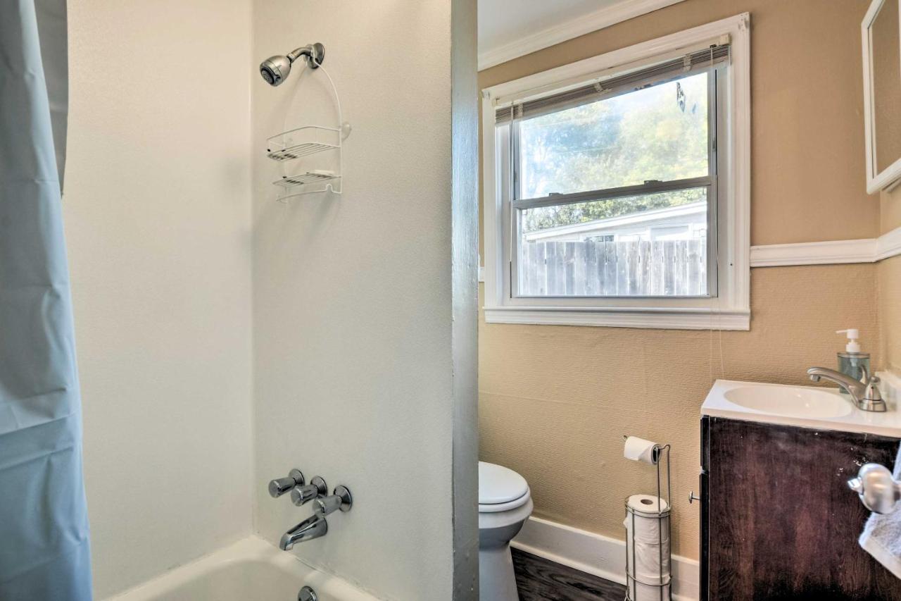 Cozy Greenville Bungalow About 2 Mi To Downtown! Экстерьер фото
